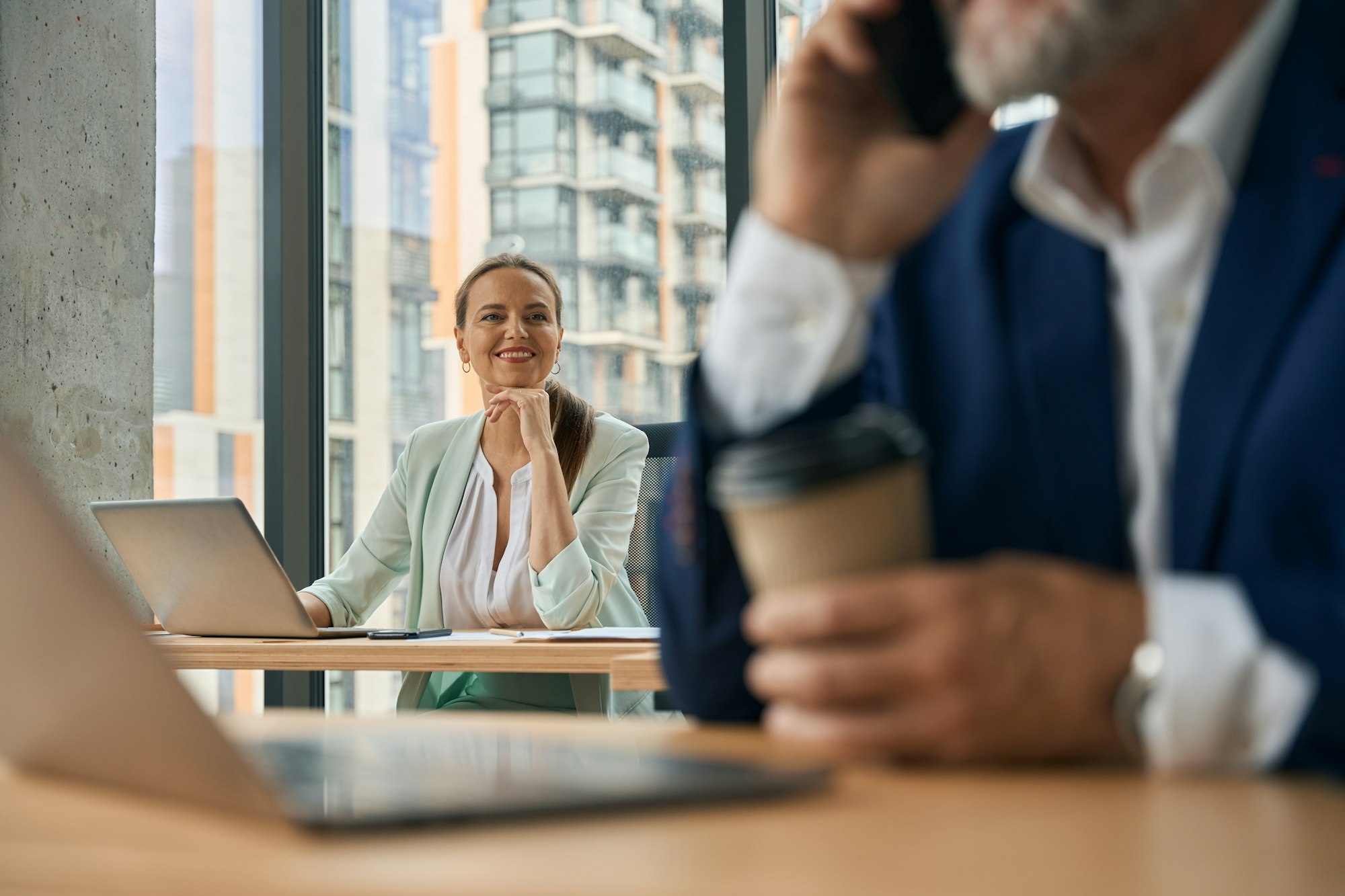 Sharing workplace with trusted colleagues is the best